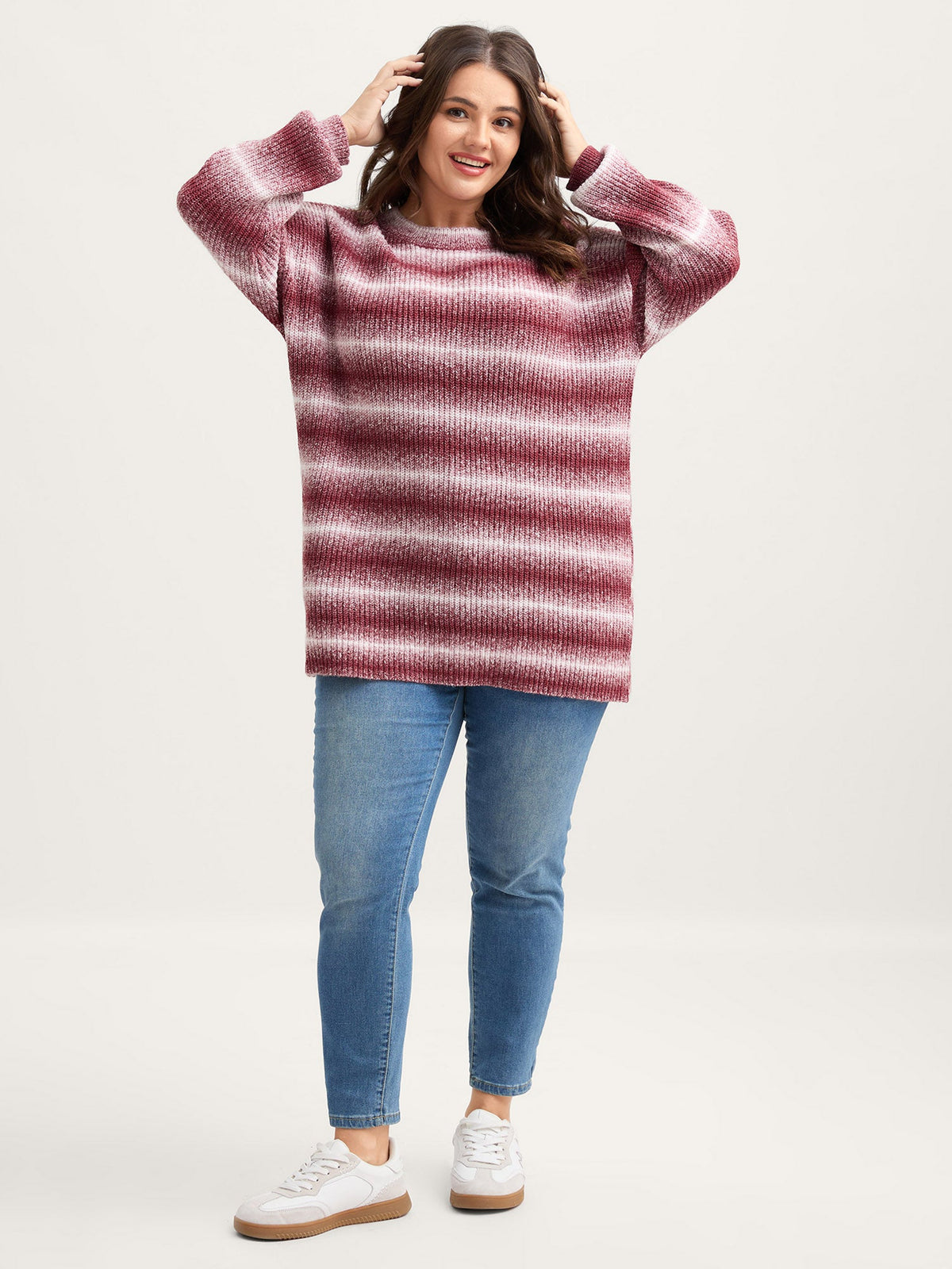 Ombre Tissue Textured Round Neck Pullover