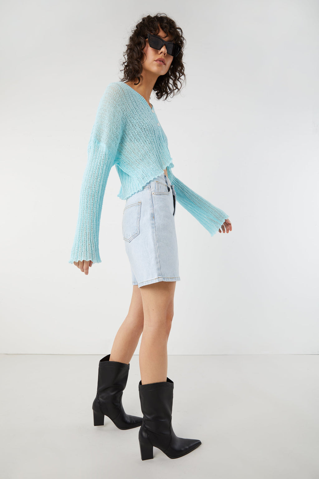 CROPPED OVERSIZED CARDIGAN
