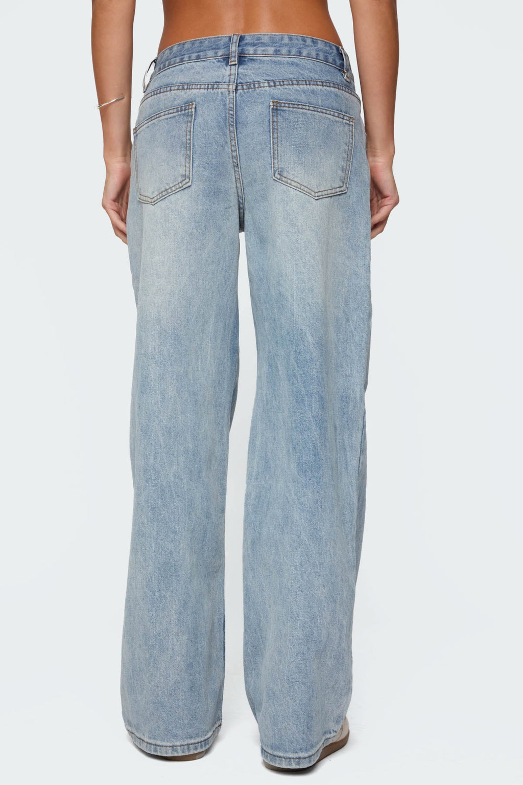 Ery Low Rise Baggy Jeans