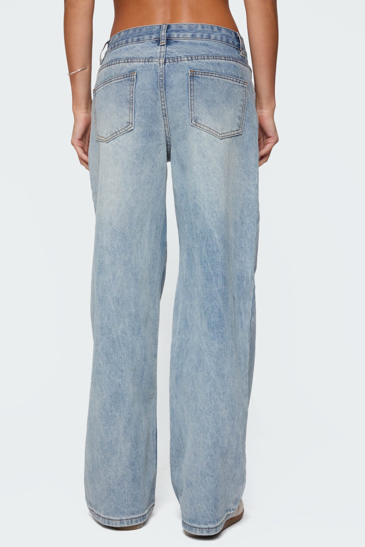 Ery Low Rise Baggy Jeans