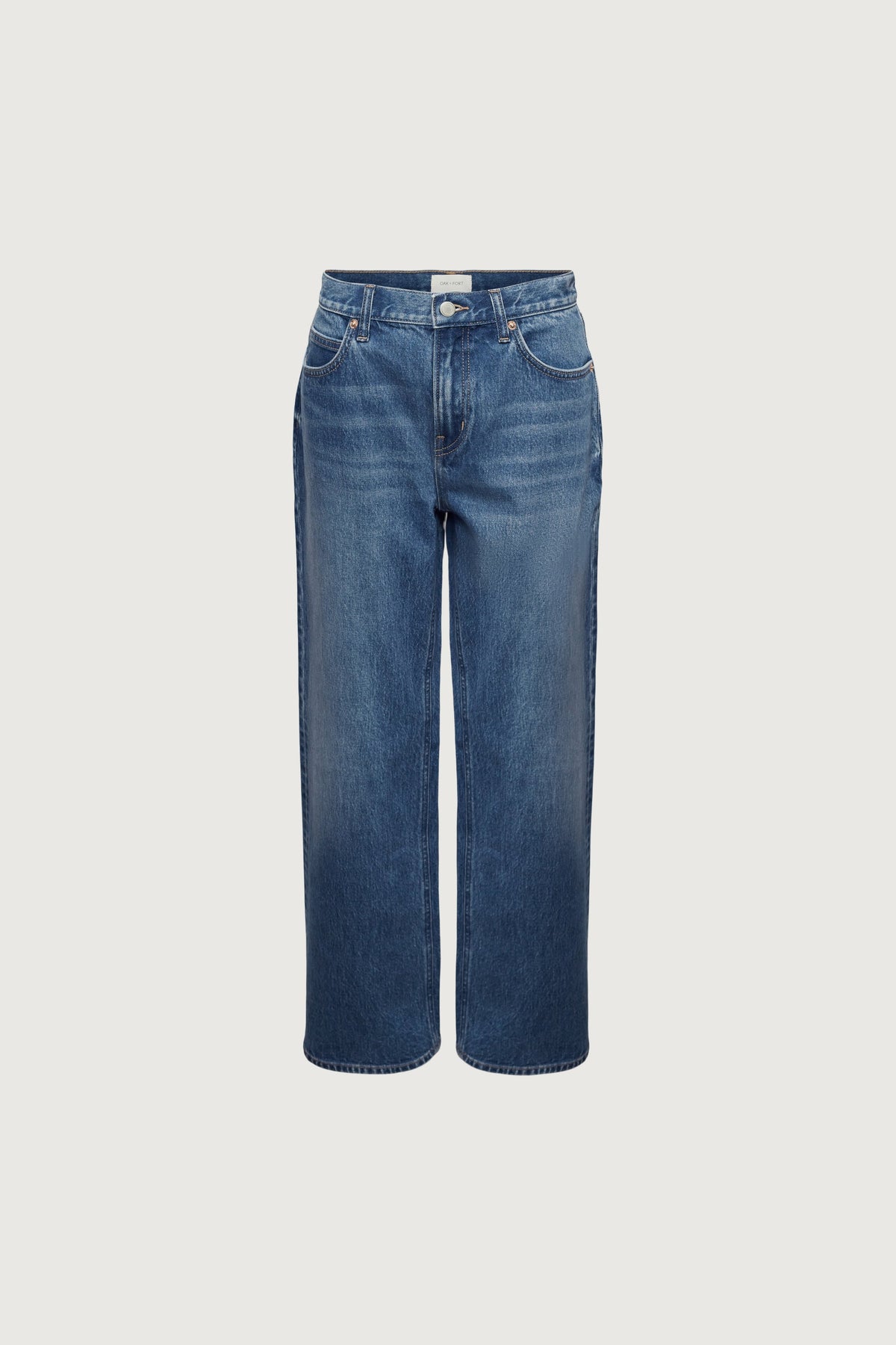 MID-RISE STRAIGHT LEG JEAN