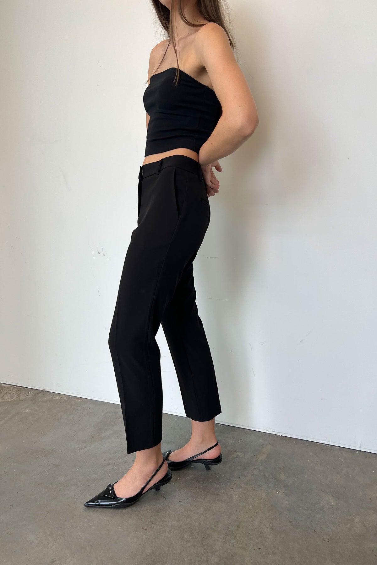 TAPERED TROUSER