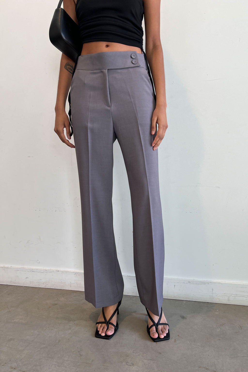 STRAIGHT LEG PANT