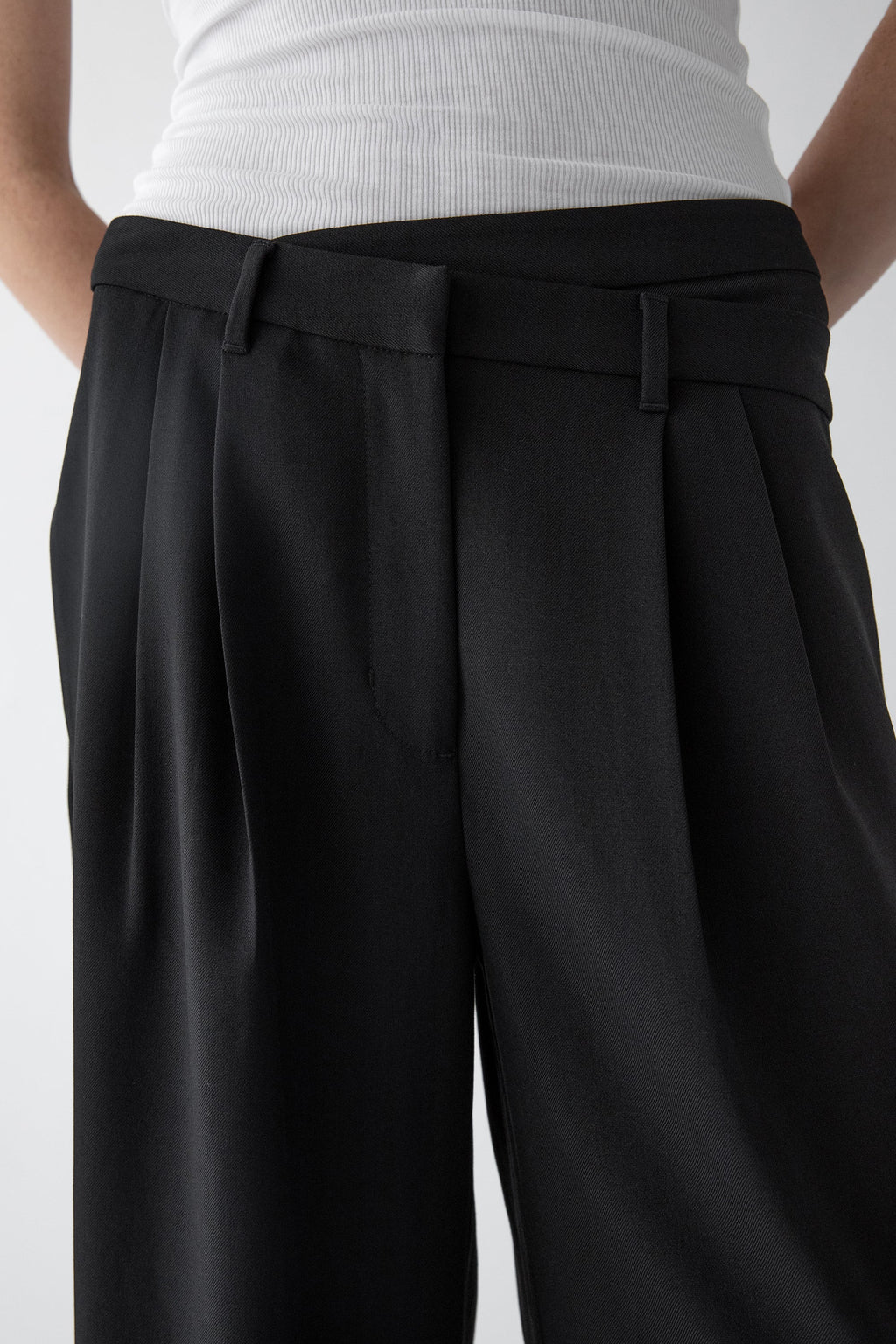 CROSSOVER WAIST WIDE LEG PANT