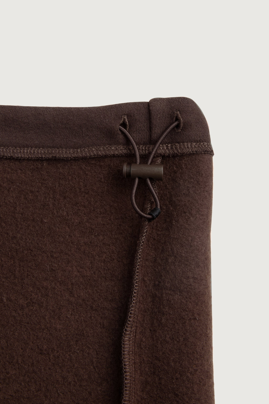 FLEECE STUDIO SWEATPANT WITH SHOCKCORD HEM