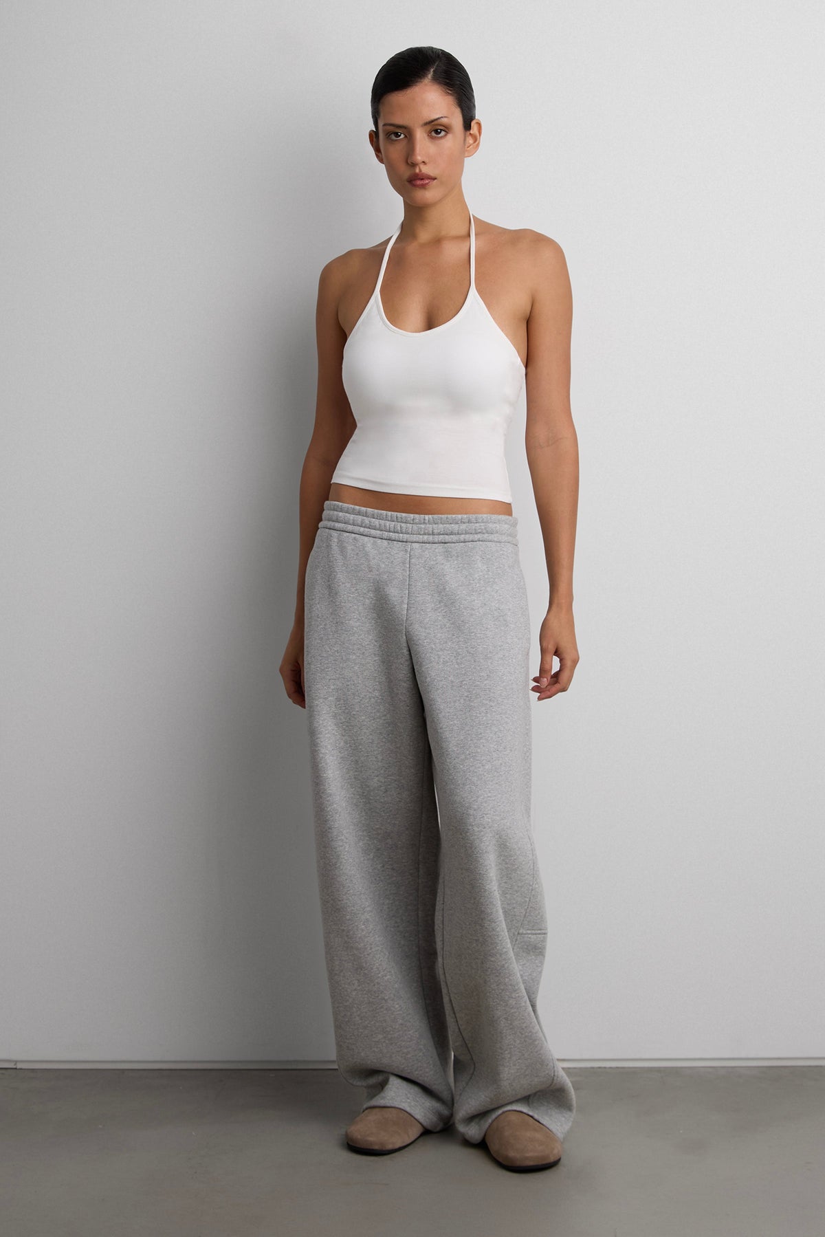 FLEECE STUDIO BARREL LEG SWEATPANT