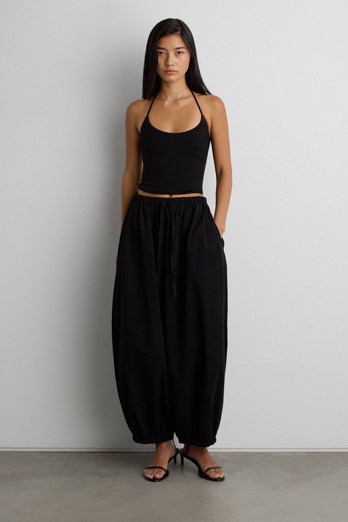 RELAXED BALLOON FIT COTTON PANT