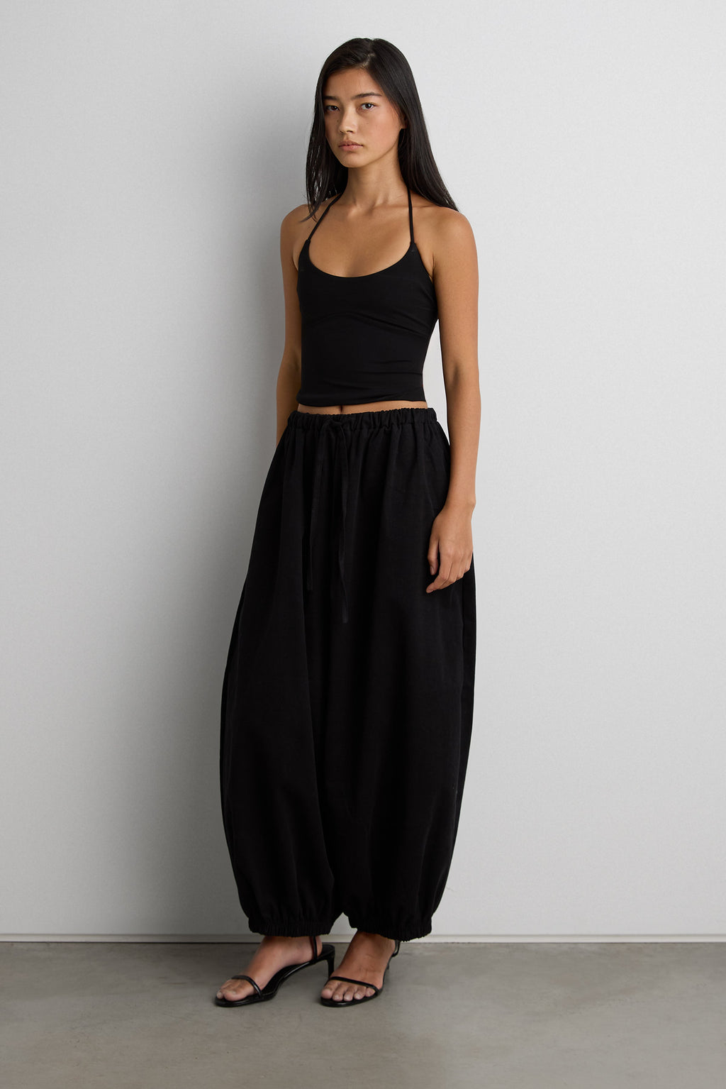 RELAXED BALLOON FIT COTTON PANT