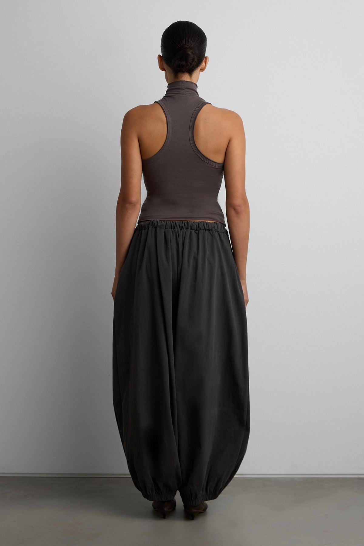 RELAXED BALLOON FIT COTTON PANT