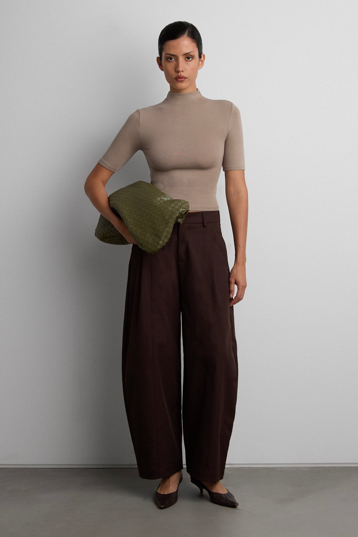 PETITE RELAXED PLEATED WIDE LEG PANT