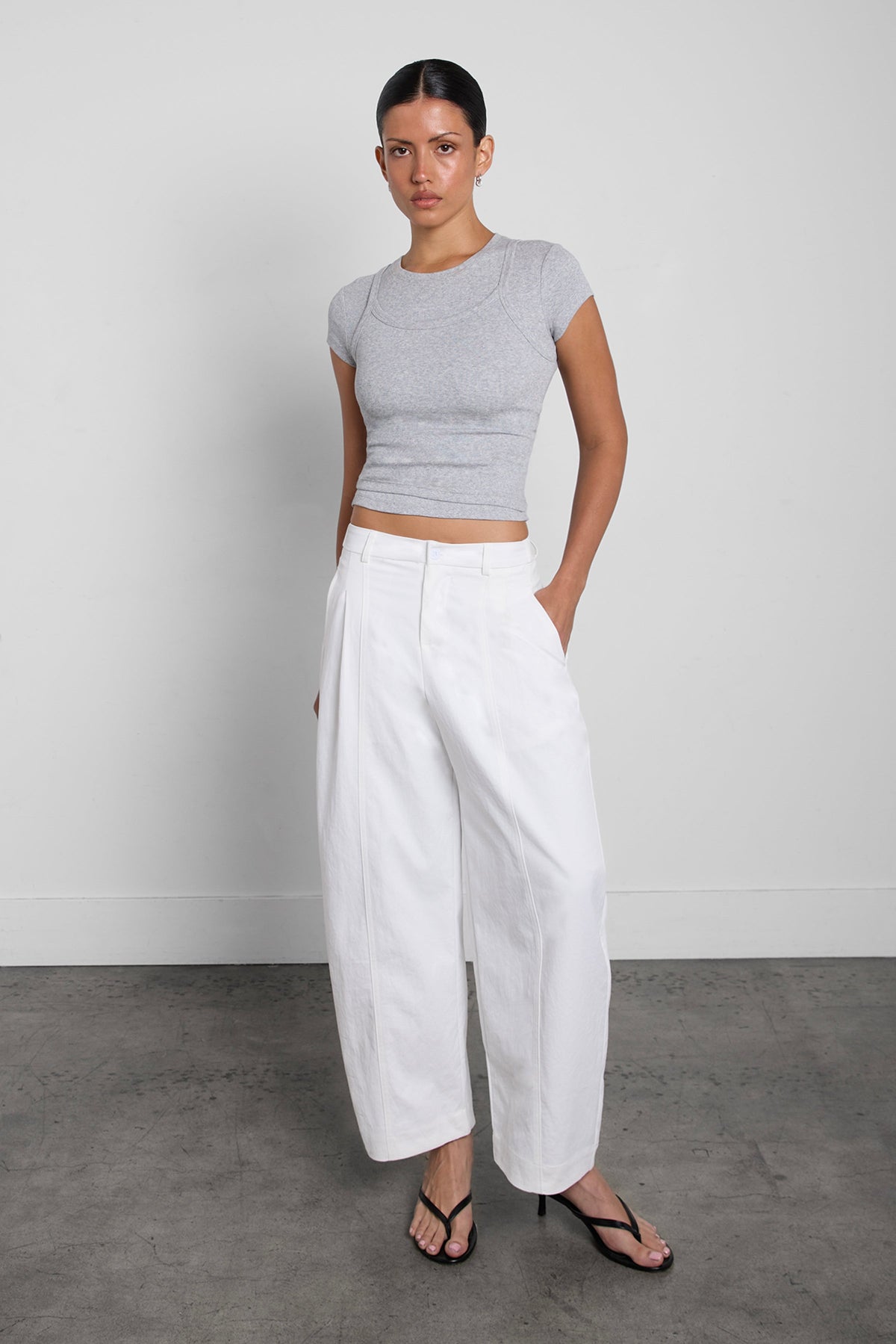 PETITE RELAXED PLEATED WIDE LEG PANT