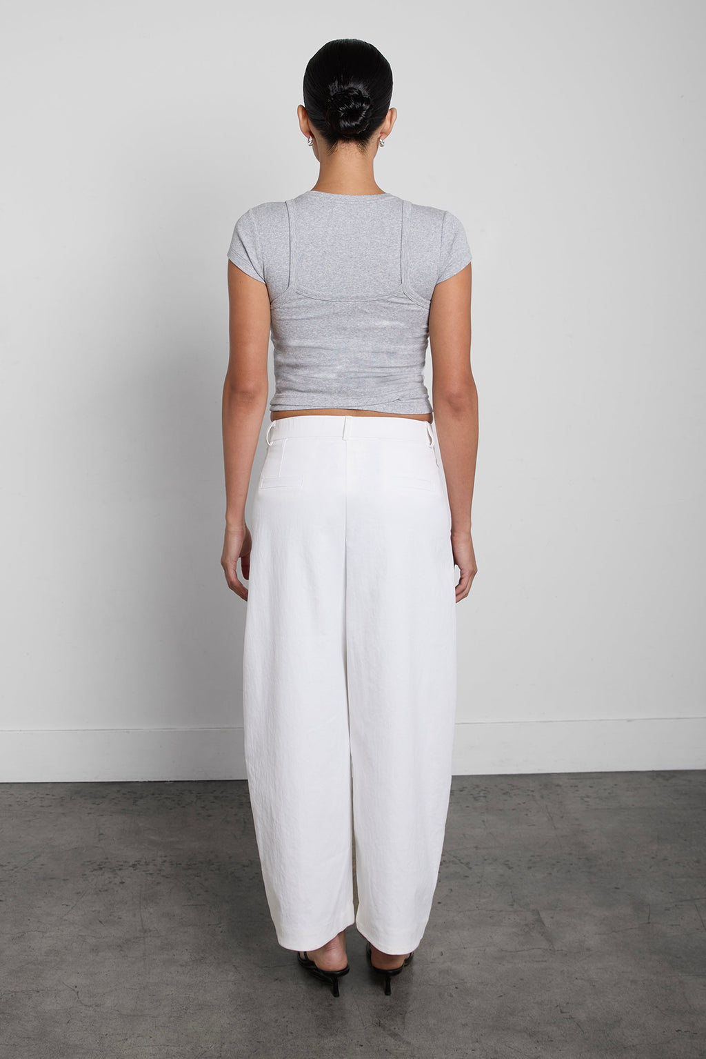 PETITE RELAXED PLEATED WIDE LEG PANT