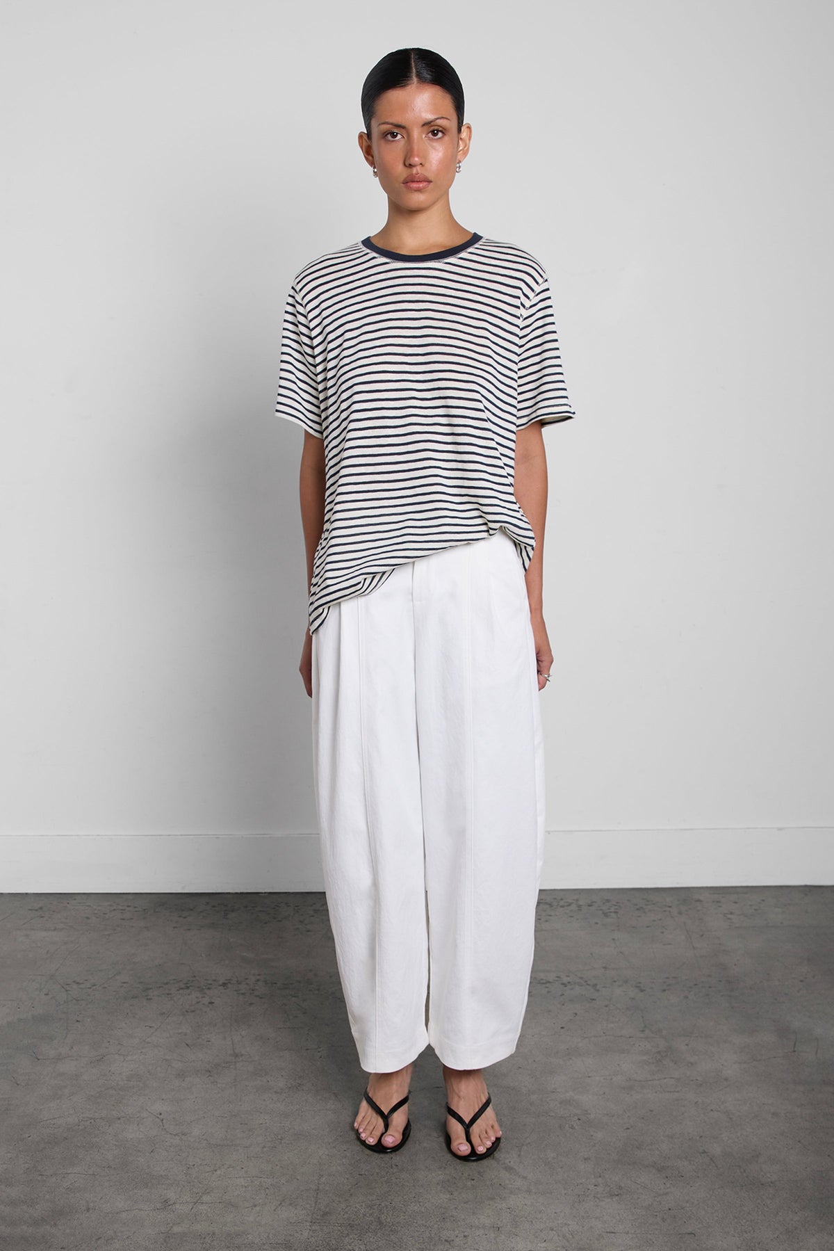 PETITE RELAXED PLEATED WIDE LEG PANT