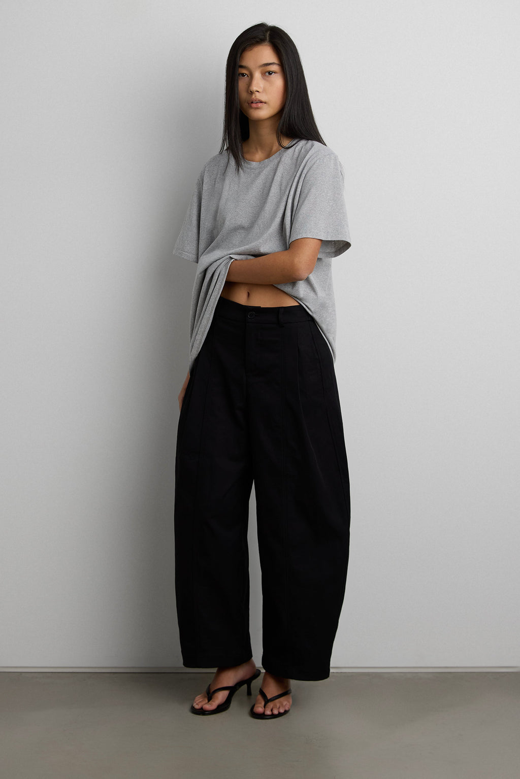 PETITE RELAXED PLEATED WIDE LEG PANT