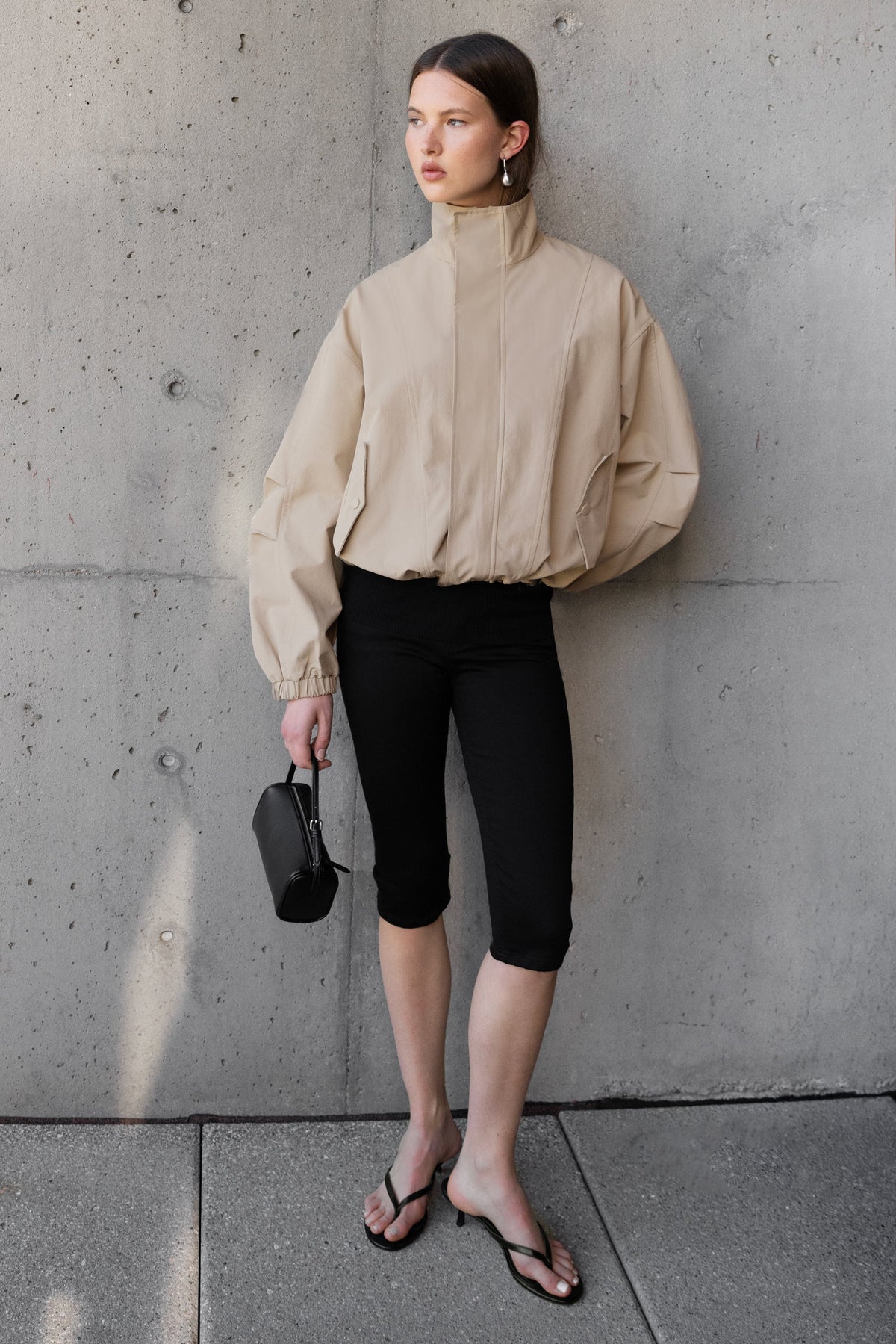 WOVEN CAPRI