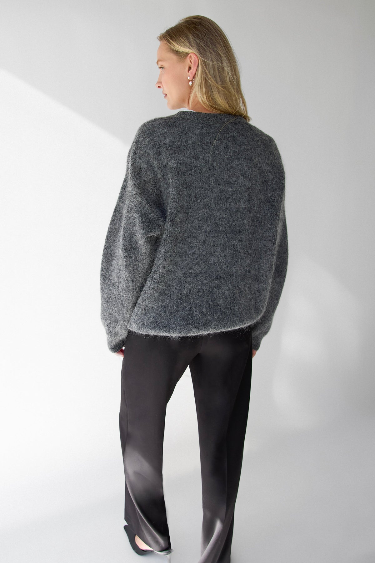 OVERSIZED WOOL BLEND CREWNECK